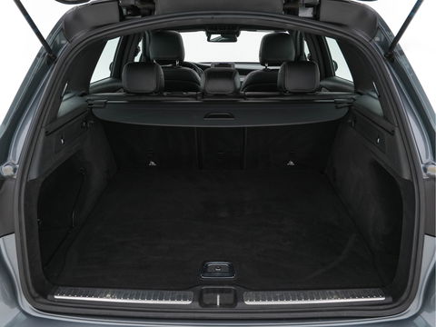 Mercedes-Benz GLC 220 d 4MATIC Ambition AMG-Styling Aut. *PANO | FULL-LED | LEATHER-ALCANTARA | NAVI-FULLMAP | SHIFT-PADDLES | AMBIENT-LIGHT | ECC | PDC | CRUISE | SPORT-SEATS | 20''ALU*