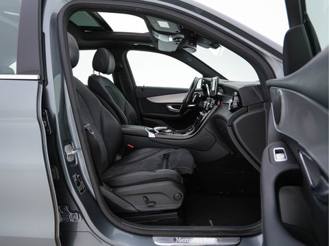 Mercedes-Benz GLC 220 d 4MATIC Ambition AMG-Styling Aut. *PANO | FULL-LED | LEATHER-ALCANTARA | NAVI-FULLMAP | SHIFT-PADDLES | AMBIENT-LIGHT | ECC | PDC | CRUISE | SPORT-SEATS | 20''ALU*