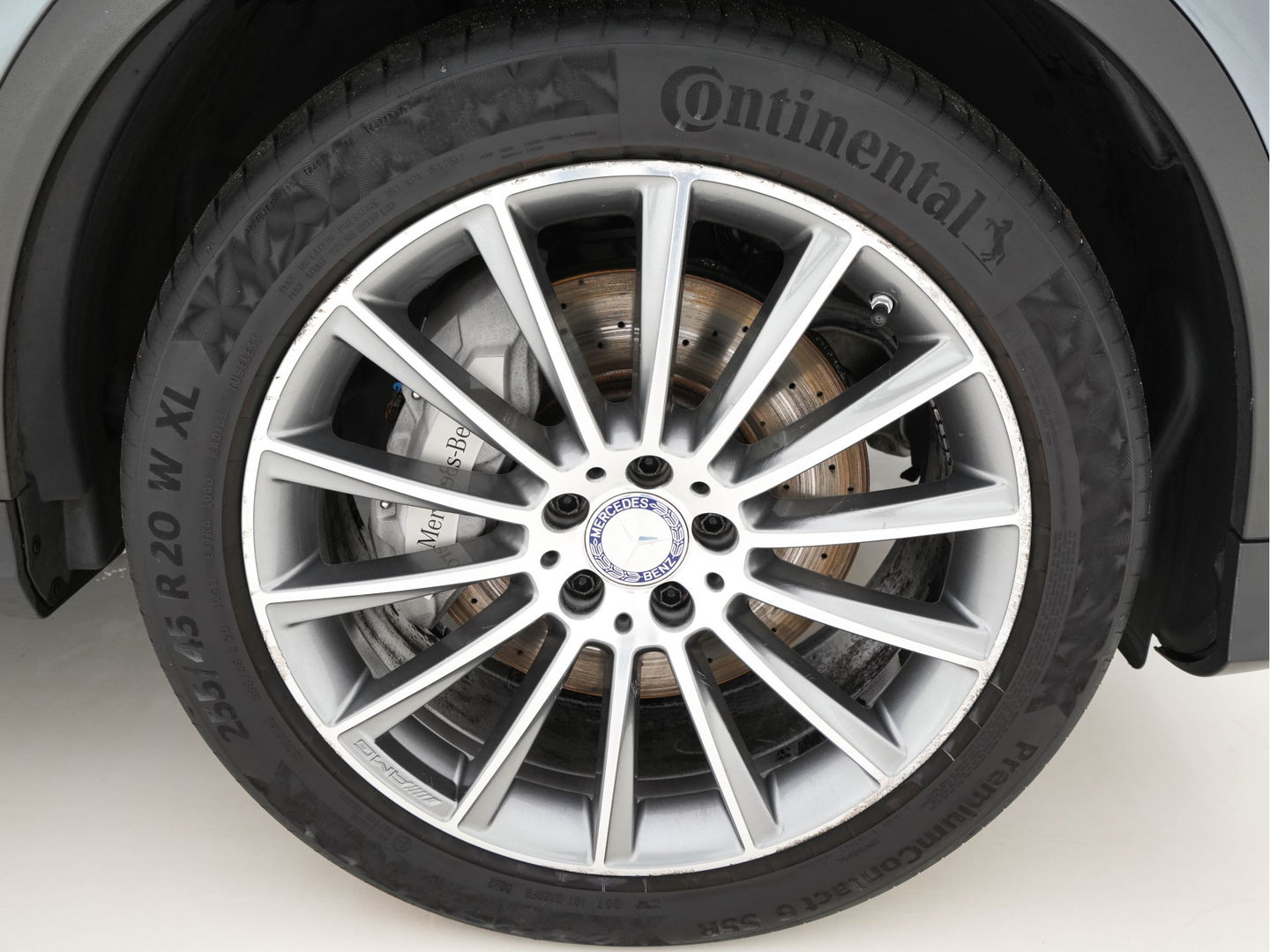 Mercedes-Benz GLC 220 d 4MATIC Ambition AMG-Styling Aut. *PANO | FULL-LED | LEATHER-ALCANTARA | NAVI-FULLMAP | SHIFT-PADDLES | AMBIENT-LIGHT | ECC | PDC | CRUISE | SPORT-SEATS | 20''ALU*