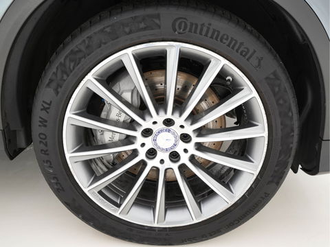 Mercedes-Benz GLC 220 d 4MATIC Ambition AMG-Styling Aut. *PANO | FULL-LED | LEATHER-ALCANTARA | NAVI-FULLMAP | SHIFT-PADDLES | AMBIENT-LIGHT | ECC | PDC | CRUISE | SPORT-SEATS | 20''ALU*