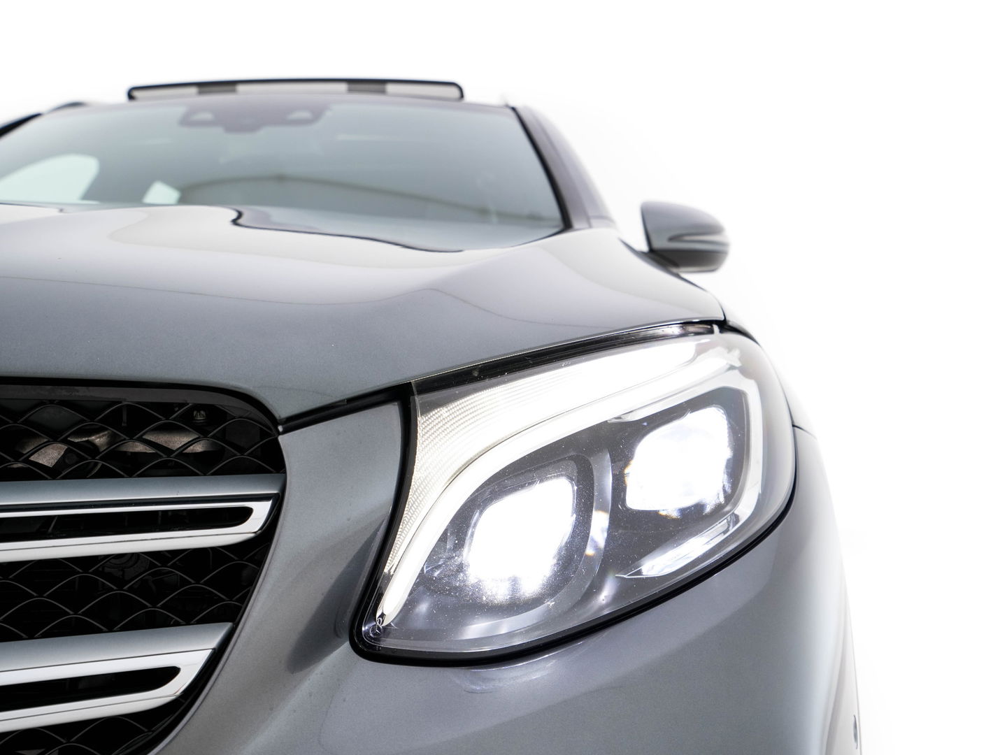 Mercedes-Benz GLC 220 d 4MATIC Ambition AMG-Styling Aut. *PANO | FULL-LED | LEATHER-ALCANTARA | NAVI-FULLMAP | SHIFT-PADDLES | AMBIENT-LIGHT | ECC | PDC | CRUISE | SPORT-SEATS | 20''ALU*