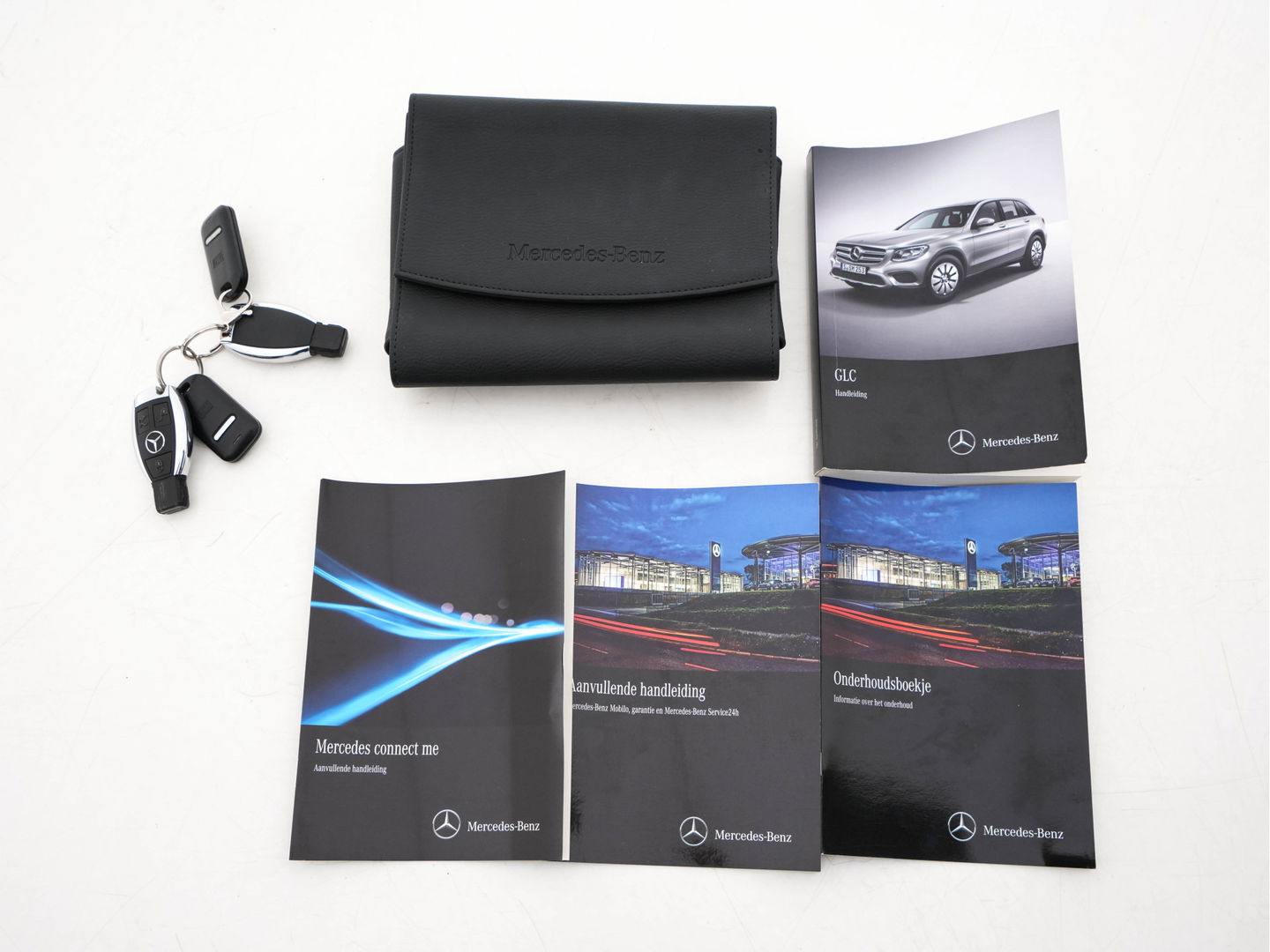 Mercedes-Benz GLC 220 d 4MATIC Ambition AMG-Styling Aut. *PANO | FULL-LED | LEATHER-ALCANTARA | NAVI-FULLMAP | SHIFT-PADDLES | AMBIENT-LIGHT | ECC | PDC | CRUISE | SPORT-SEATS | 20''ALU*