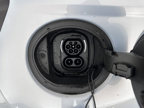 Fiat 500 Icon 42 kWh [ 3-Fase ] (INCL-BTW) *FULL-LED | DIGI-COCKPIT | CCS-FASTLOADER | KEYLESS | CAMERA | NAVI-FULLMAP | DAB+ | ECC | PDC | CRUISE | LANE-ASSIST | APP.CONNECT | COMFORT-SEATS | 16''ALU*