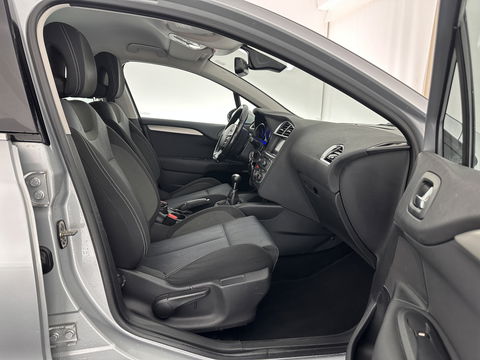 Citroën C4 1.6 HDi Ligne Business *NAVI-FULLMAP | ECC | PDC | CRUISE | TOWBAR | COMFORT-SEATS | 16''ALU*