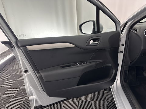 Citroën C4 1.6 HDi Ligne Business *NAVI-FULLMAP | ECC | PDC | CRUISE | TOWBAR | COMFORT-SEATS | 16''ALU*