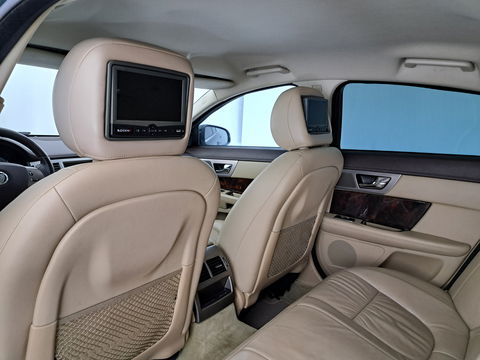 Jaguar XF 2.7D V6 Premium Luxury !"DISTRIBUTIE VERSPRONGEN LOOPT NIET! Aut. *XENON | NAPPA-LEATHER | NAVI-FULLMAP | KEYLESS | CAMERA |  ENTERTAINMENT-PACK | ECC | PDC | CRUISE | COMFORT-SEATS | 19''ALU*