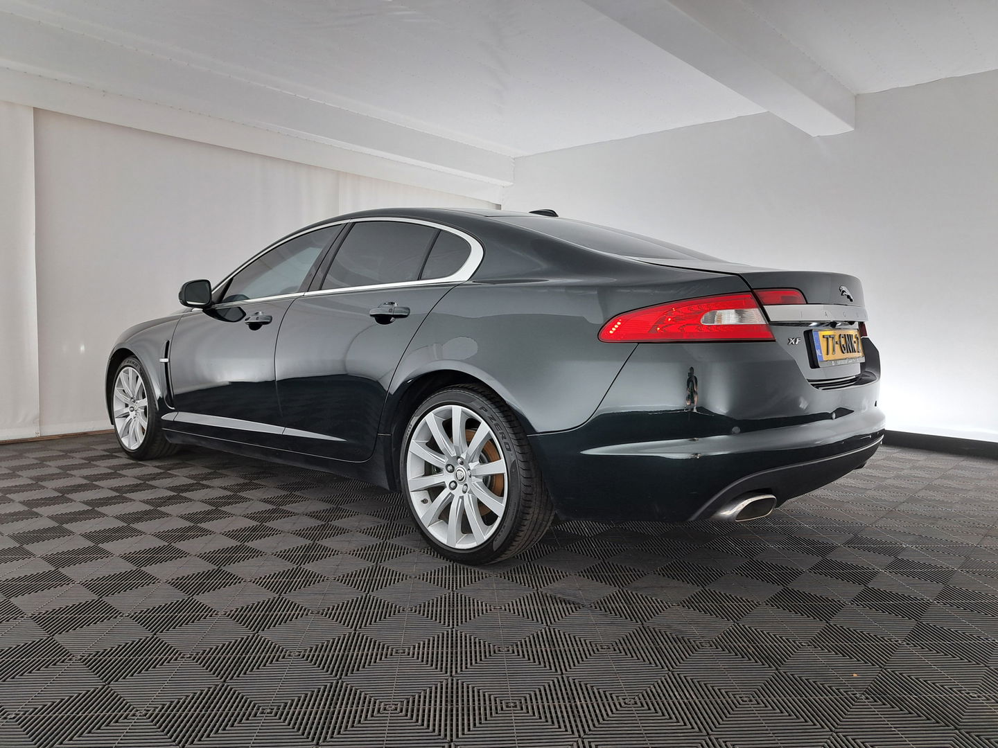 Jaguar XF 2.7D V6 Premium Luxury !"DISTRIBUTIE VERSPRONGEN LOOPT NIET! Aut. *XENON | NAPPA-LEATHER | NAVI-FULLMAP | KEYLESS | CAMERA |  ENTERTAINMENT-PACK | ECC | PDC | CRUISE | COMFORT-SEATS | 19''ALU*