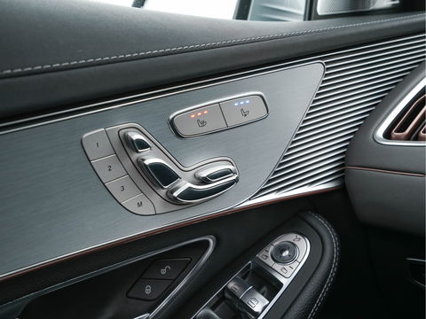 Mercedes-Benz EQC 400 4MATIC Premium Plus 80 kWh [ 3-FASE ] (INCL-BTW) *PANO | WIDE-SCREEN-DIGI-COCKPIT | HEAD-UP | DISTRONIC-PLUS | MULTI-BEAM | BURMESTER-SOUND | MEMORY-PACK | SURROUND-VIEW | KEYLESS | ARTICO-FULL-LEATHER | SPORT-SEATS | DAB+ | 20''