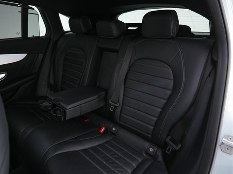 Mercedes-Benz EQC 400 4MATIC Premium Plus 80 kWh [ 3-FASE ] (INCL-BTW) *PANO | WIDE-SCREEN-DIGI-COCKPIT | HEAD-UP | DISTRONIC-PLUS | MULTI-BEAM | BURMESTER-SOUND | MEMORY-PACK | SURROUND-VIEW | KEYLESS | ARTICO-FULL-LEATHER | SPORT-SEATS | DAB+ | 20''