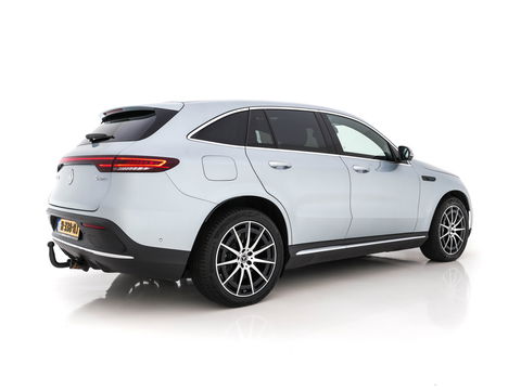 Mercedes-Benz EQC 400 4MATIC Premium Plus 80 kWh [ 3-FASE ] (INCL-BTW) *PANO | WIDE-SCREEN-DIGI-COCKPIT | HEAD-UP | DISTRONIC-PLUS | MULTI-BEAM | BURMESTER-SOUND | MEMORY-PACK | SURROUND-VIEW | KEYLESS | ARTICO-FULL-LEATHER | SPORT-SEATS | DAB+ | 20''