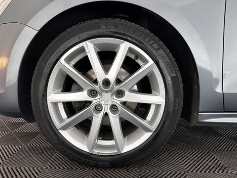 Volkswagen Jetta 1.6 TDI Comfort Executive Line BlueMotion *NAVI | AIRCO | PDC | CRUISE | TOWBAR | COMFORT-SEATS | 17''ALU*