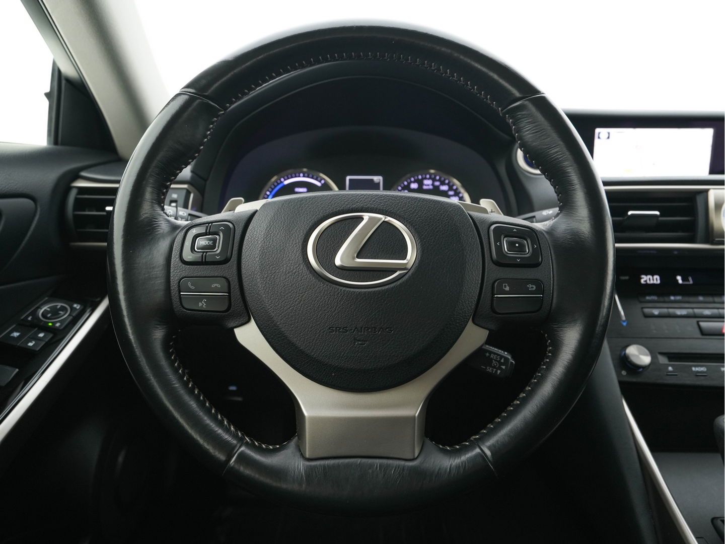 Lexus IS 300h Hybrid Business Line Aut. *NAVI-FULLMAP | FULL-LED | LEATHER-MICROFIBRE | CAMERA | SHIFT-PADDLES | ECC | PDC | CRUISE | SPORT-SEATS | 17''ALU*