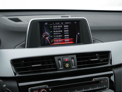 BMW X1 sDrive16d Centennial Executive *NAVI-FULLMAP | FULL-LED | ECC | PDC | CRUISE | TOWBAR | COMFORT-SEATS |  17''ALU *