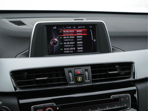 BMW X1 sDrive16d Centennial Executive *NAVI-FULLMAP | FULL-LED | ECC | PDC | CRUISE | TOWBAR | COMFORT-SEATS |  17''ALU *
