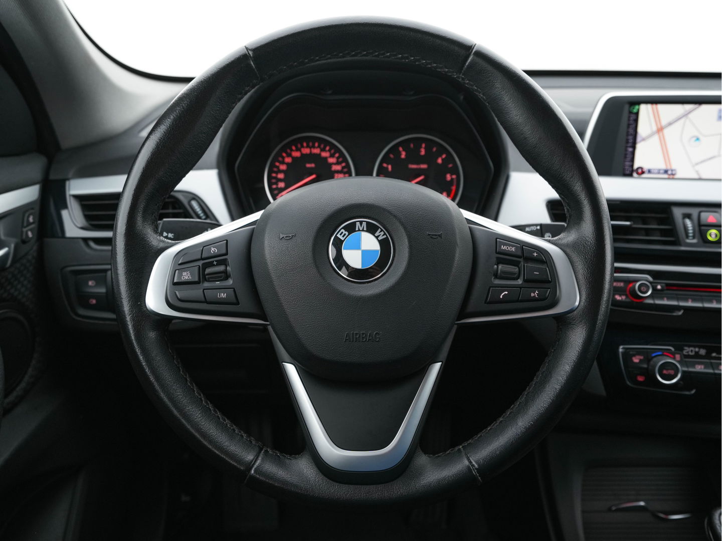 BMW X1 sDrive16d Centennial Executive *NAVI-FULLMAP | FULL-LED | ECC | PDC | CRUISE | TOWBAR | COMFORT-SEATS |  17''ALU *
