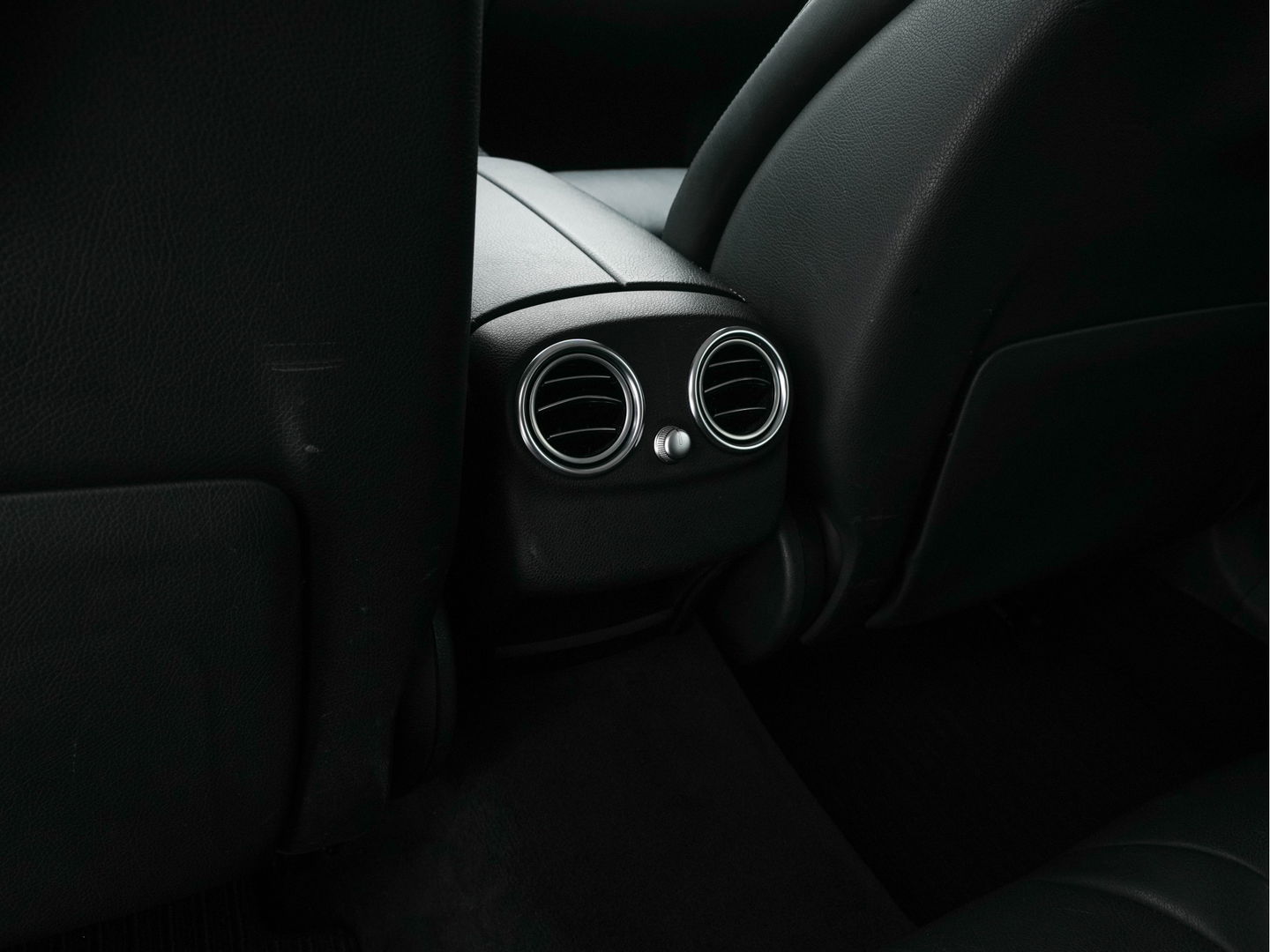 Mercedes-Benz C-Klasse Estate 350 e Lease Edition (INCL-BTW) Aut. *AIRMATIC | ARTICO-FULL-LEATHER | COMAND-NAVI | FULL-LED | CAMERA | MEMORY-SEATS | ECC | PDC | CRUISE | AMBIENT-LIGHT*