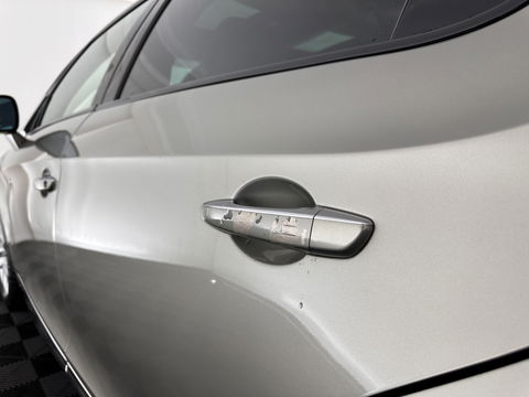 Citroën DS5 2.0 Hybrid4 Business Executive AWD Aut. *PANO | XENON | FULL-LEATHER| MEMORY-PACK | NAVI-FULLMAP | KEYLESS | CAMERA | HEAD-UP | MASSAGE | CRUISE | SPORT-SEATS | 17"ALU*