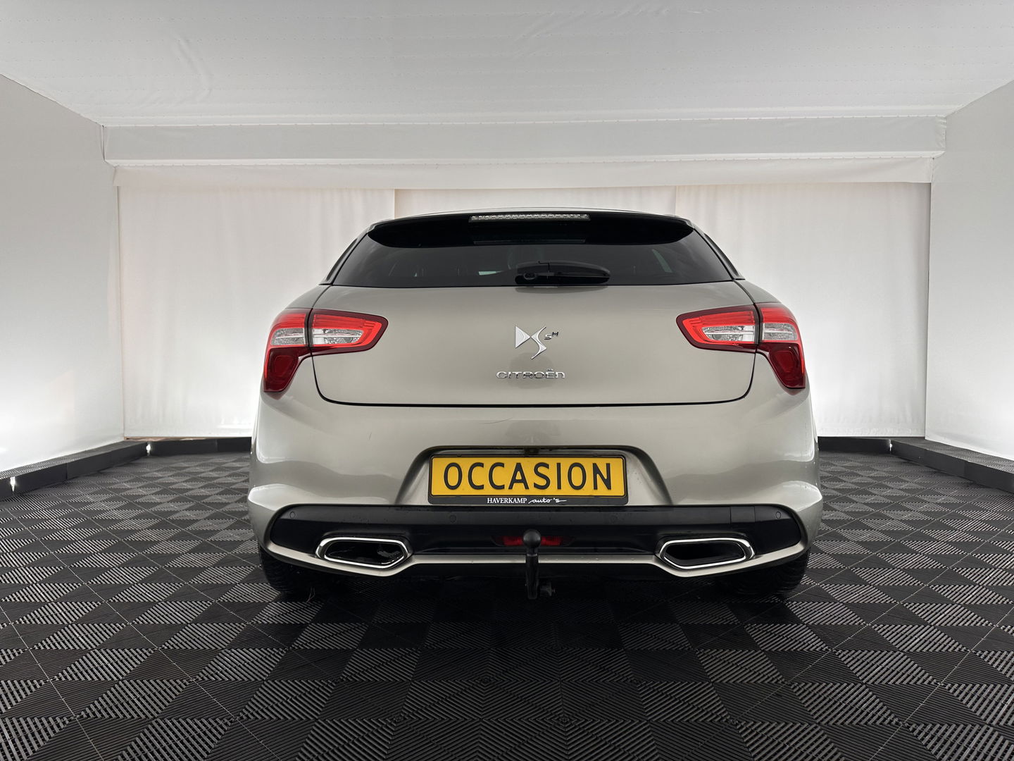 Citroën DS5 2.0 Hybrid4 Business Executive AWD Aut. *PANO | XENON | FULL-LEATHER| MEMORY-PACK | NAVI-FULLMAP | KEYLESS | CAMERA | HEAD-UP | MASSAGE | CRUISE | SPORT-SEATS | 17"ALU*