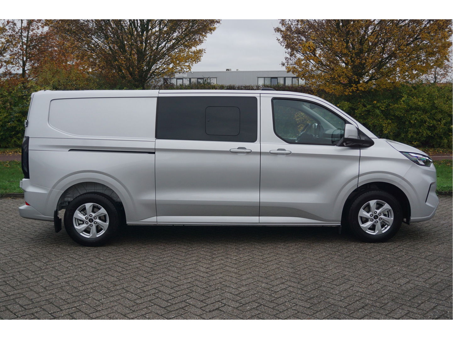 Ford Transit Custom 300L 170PK DC Limited AUT BPM VRIJ!! Navi, ACC, 360° Cam, 16" LM, Elek. Schuifdeur!! NR. 543