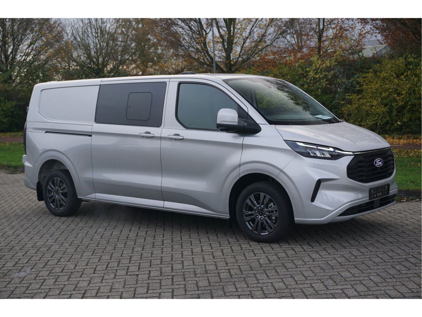 Ford Transit Custom 320L 170PK DC Limited AUT BPM VRIJ!! Navi, ACC, Trekhaak, 360° Cam, 17" LM, 2x Schuifdeur!! NR. 563