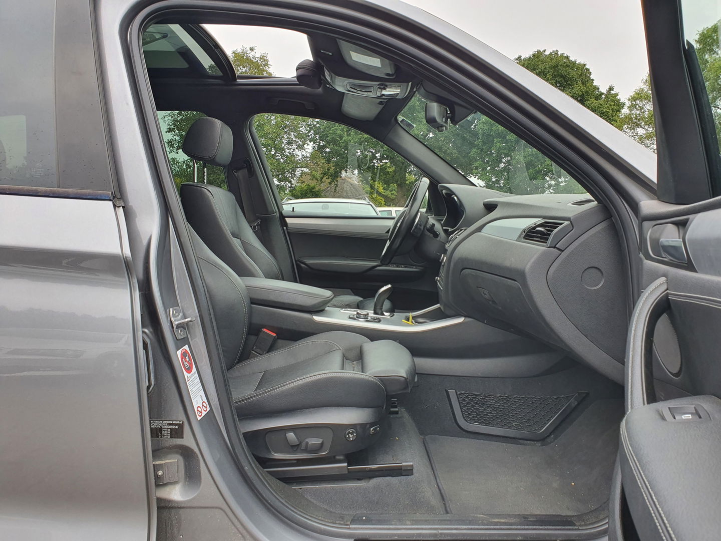 BMW X3 XDrive35d M-Sport-Pack [ MOTOR-DEFECT ] Aut. * PANO | NEVADA-FULL-LEATHER | BI-XENON | KEYLESS  | NAVI-FULLMAP | DAB | SHIFT-PADDLES | CRUISE | MEMORY-PACK | HEAD-UP | LANE-ASSIST | SPORT-SEATS | TOWBAR | 18"ALU*