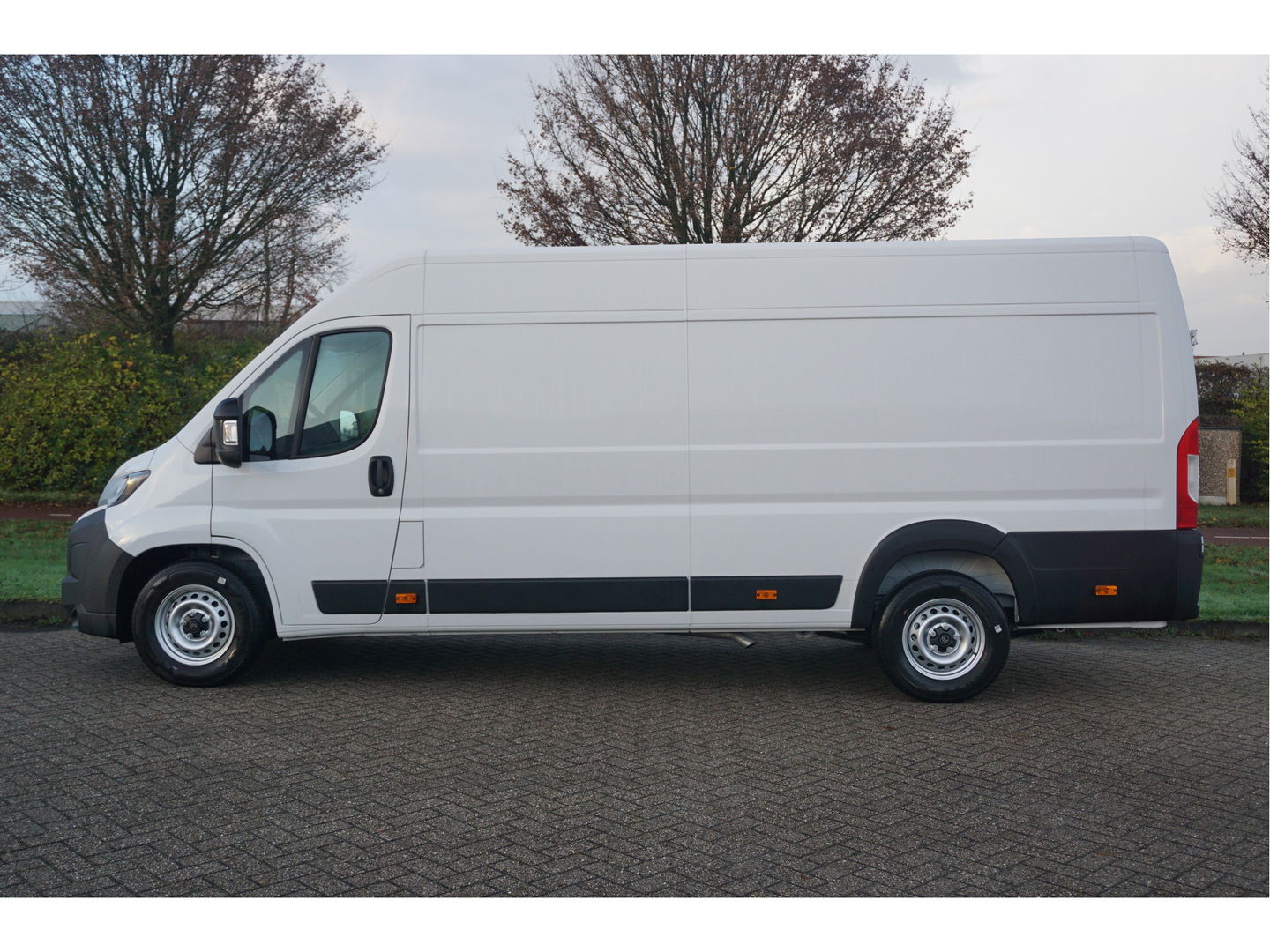 Citroën Jumper Heavy 2.2 180PK EAT8 Automaat L4H2 BPM VRIJ!! Airco, Camera, 3.0T Trekgewicht!! Nr. 584