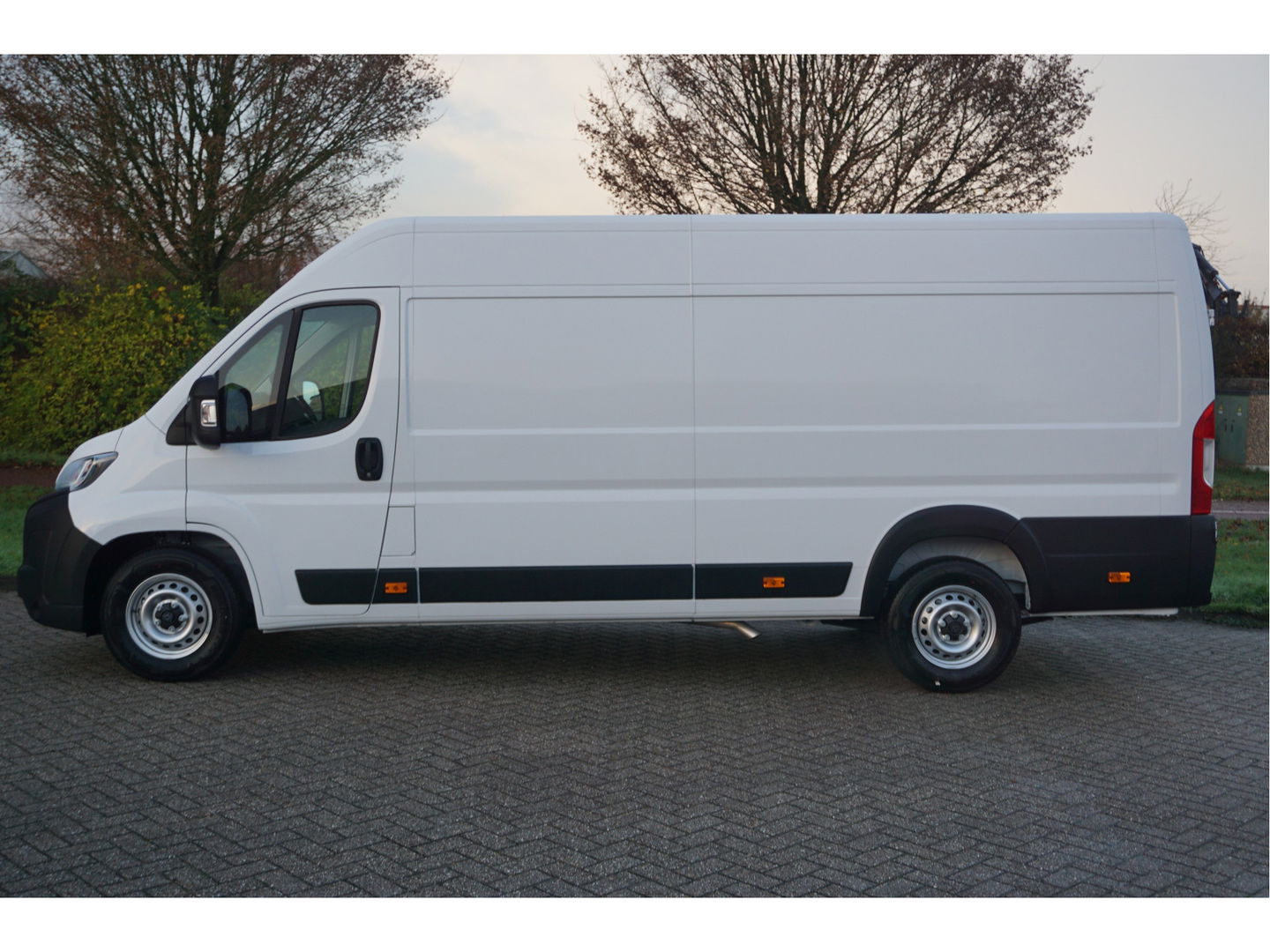 Peugeot Boxer Heavy 2.2HDI L4H2 180PK EAT8 Automaat BPM VRIJ!! Cruise, Airco, 3.0T Trekgewicht!! Nr. 585