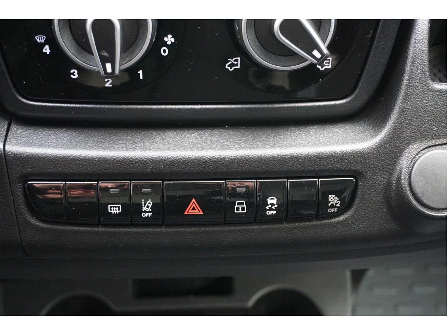 Citroën Jumper Heavy 2.2 180PK EAT8 Automaat L4H2 BPM VRIJ!! Airco, Camera, 3.0T Trekgewicht!! Nr. 584