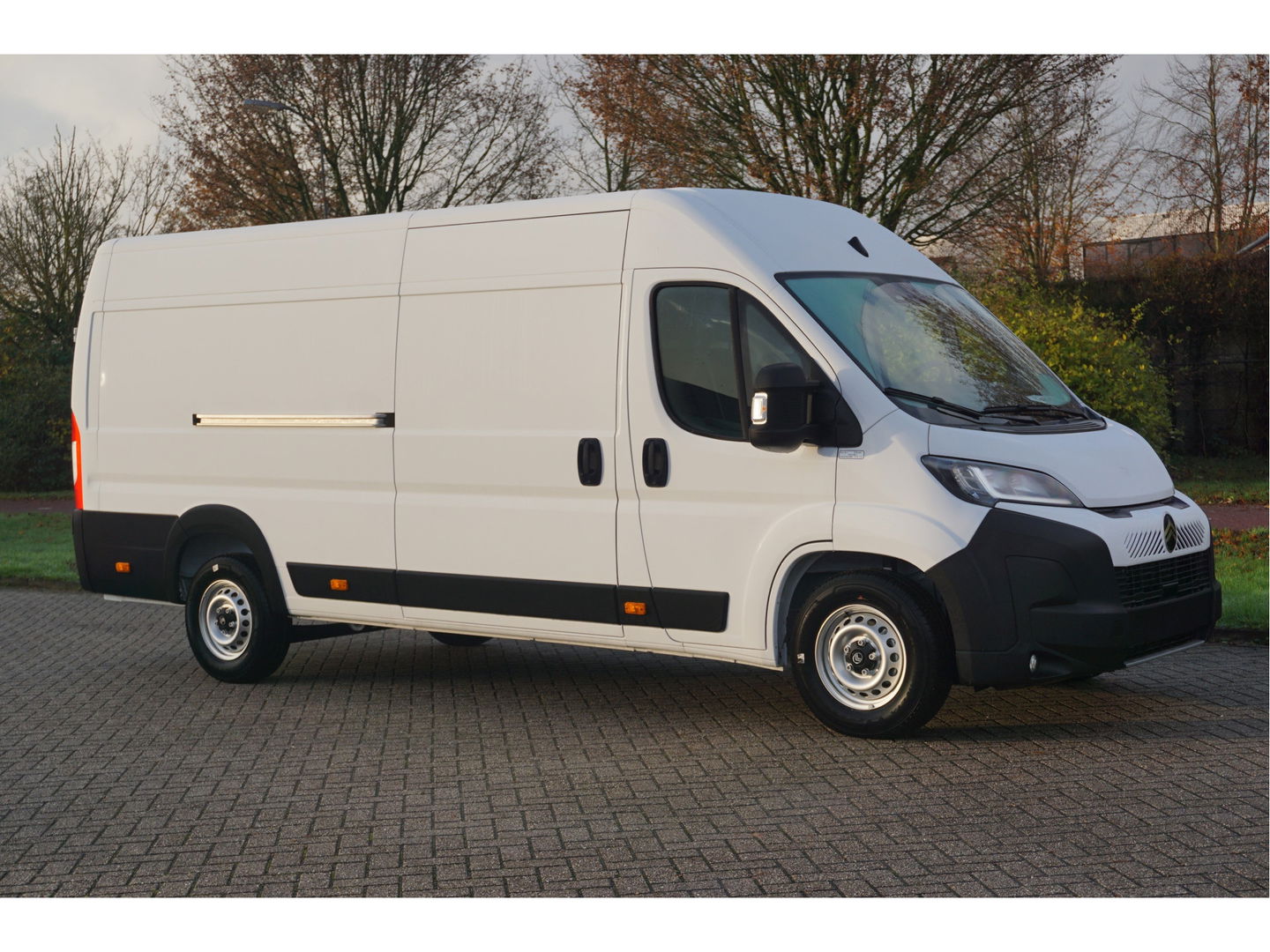 Citroën Jumper Heavy 2.2 180PK EAT8 Automaat L4H2 BPM VRIJ!! Airco, Camera, 3.0T Trekgewicht!! Nr. 584