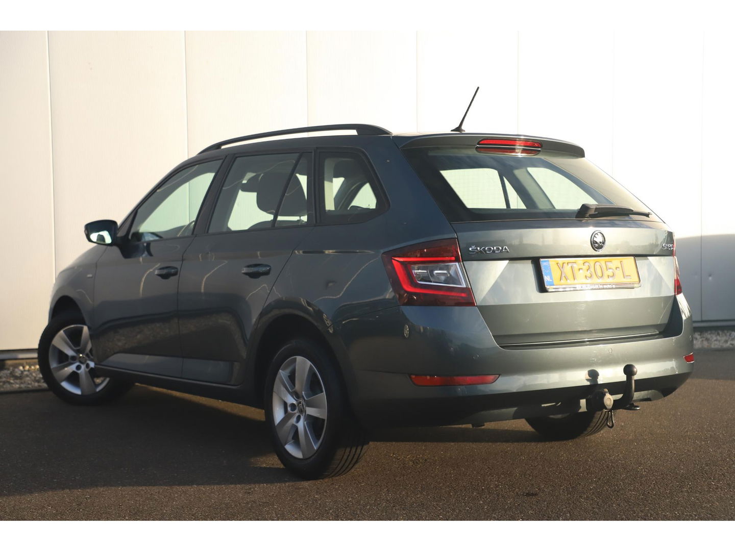 Škoda Fabia Combi 1.0 TSI Clever 95PK Trekhaak Navigatie Carplay Android 15 inch LMV Clima Cruise Parkeersensor