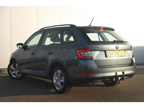 Škoda Fabia Combi 1.0 TSI Clever 95PK Trekhaak Navigatie Carplay Android 15 inch LMV Clima Cruise Parkeersensor