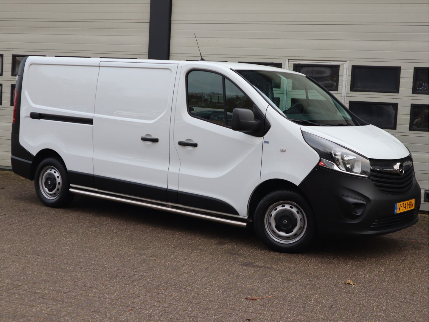 Opel Vivaro 1.6 CDTI 96 pk Euro 6 - L2 Lang - Trekhaak - Airco - Cruise