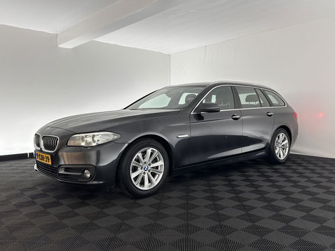 BMW 5 Serie Touring 518d Executive Aut. *NAVI-FULLMAP | XENON | LANE-ASSIST |  TOWBAR | ECC | PDC | CRUISE | COMFORT-SEATS | 17''ALU*