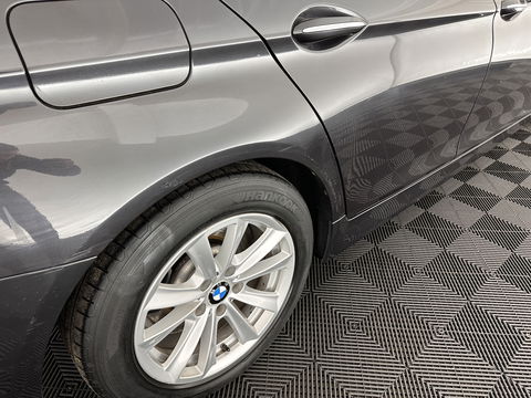 BMW 5 Serie Touring 518d Executive Aut. *NAVI-FULLMAP | XENON | LANE-ASSIST |  TOWBAR | ECC | PDC | CRUISE | COMFORT-SEATS | 17''ALU*