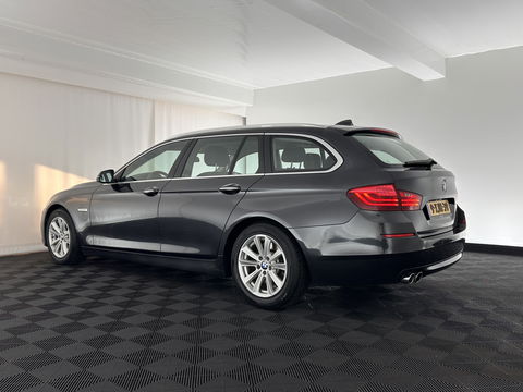 BMW 5 Serie Touring 518d Executive Aut. *NAVI-FULLMAP | XENON | LANE-ASSIST |  TOWBAR | ECC | PDC | CRUISE | COMFORT-SEATS | 17''ALU*