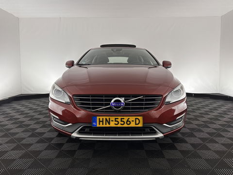 Volvo V60 2.4 D6 Twin Engine R-Design-Sport-Pack [ AIRCO-DEFECT ] Aut. *PANO | FULL-LEATHER | XENON | SPORT-SEATS | NAVI-FULLMAP | CAMERA |  ECC | PDC | CRUISE | MEMORY-PACK | TOWBAR | 18''ALU*
