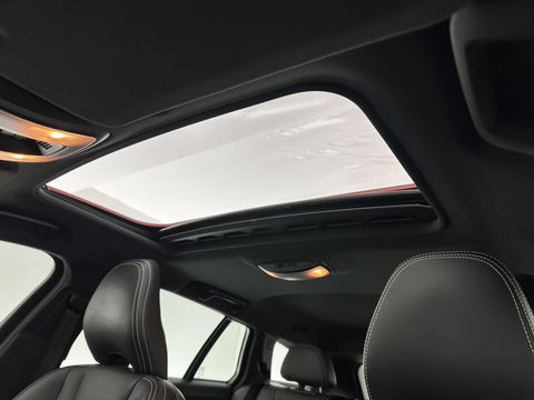Volvo V60 2.4 D6 Twin Engine R-Design-Sport-Pack [ AIRCO-DEFECT ] Aut. *PANO | FULL-LEATHER | XENON | SPORT-SEATS | NAVI-FULLMAP | CAMERA |  ECC | PDC | CRUISE | MEMORY-PACK | TOWBAR | 18''ALU*