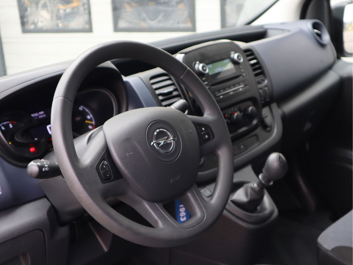 Opel Vivaro 1.6 CDTI 96 pk Euro 6 - L2 Lang - Trekhaak - Airco - Cruise