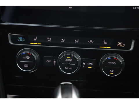 Volkswagen Golf 2.0 TSI GTI Performance 230PK DSG Automaat Virtual Cockpit Full LED 19 inch Brescia Navigatie Carplay Android Clima Adaptive Cruise Stoelverwarming Getint Glas