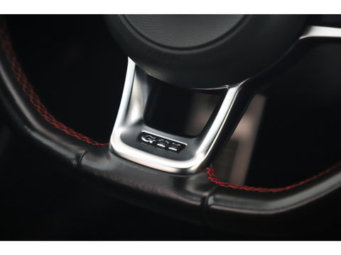 Volkswagen Golf 2.0 TSI GTI Performance 230PK DSG Automaat Virtual Cockpit Full LED 19 inch Brescia Navigatie Carplay Android Clima Adaptive Cruise Stoelverwarming Getint Glas