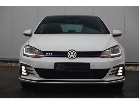 Volkswagen Golf 2.0 TSI GTI Performance 230PK DSG Automaat Virtual Cockpit Full LED 19 inch Brescia Navigatie Carplay Android Clima Adaptive Cruise Stoelverwarming Getint Glas