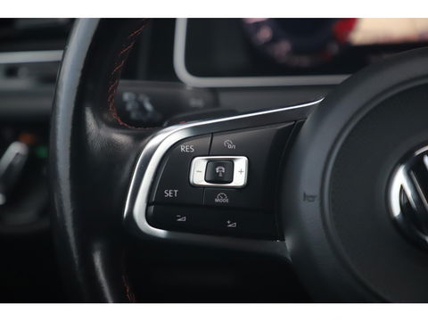 Volkswagen Golf 2.0 TSI GTI Performance 230PK DSG Automaat Virtual Cockpit Full LED 19 inch Brescia Navigatie Carplay Android Clima Adaptive Cruise Stoelverwarming Getint Glas