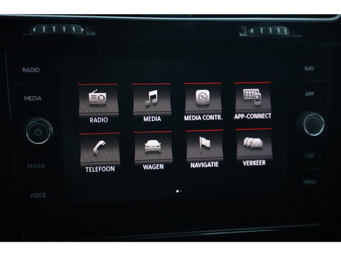 Volkswagen Golf 2.0 TSI GTI Performance 230PK DSG Automaat Virtual Cockpit Full LED 19 inch Brescia Navigatie Carplay Android Clima Adaptive Cruise Stoelverwarming Getint Glas