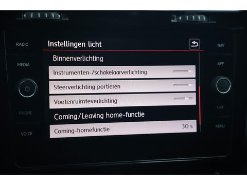 Volkswagen Golf 2.0 TSI GTI Performance 230PK DSG Automaat Virtual Cockpit Full LED 19 inch Brescia Navigatie Carplay Android Clima Adaptive Cruise Stoelverwarming Getint Glas