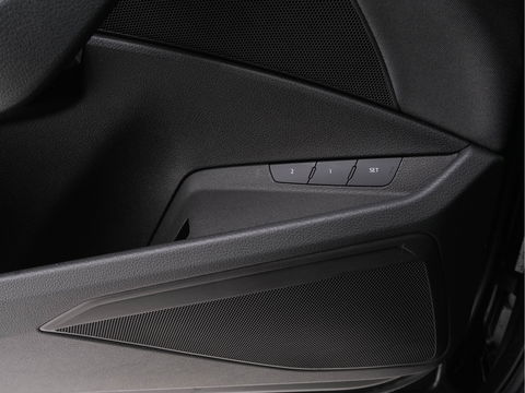 Audi e-tron Sportback 55 Quattro Business edition 95 kWh [ 3-Fase ] (INCL-BTW) *DIGI-COCKPIT | FULL-LED | MEMORY-PACK | DAB | KEYLESS | NAVI-FULLMAP | SHIFT-PADDLES | AUDI-SOUND | COMFORT-SEATS | 20''ALU*