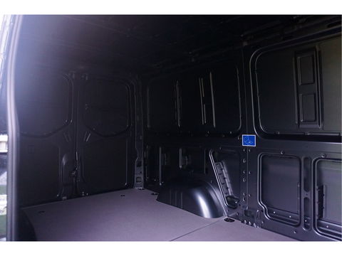 Mercedes-Benz Sprinter 319CDI Select L2H1 BPM VRIJ!! 10.25" Mbux, ACC, LED, 3.5T Trekhaak, 17" LM!! NR. 662