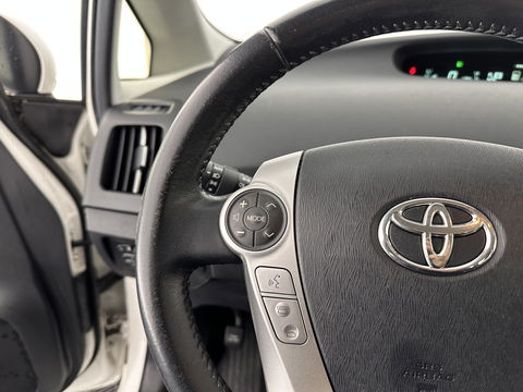 Toyota Prius 1.8 PHEV Executive Business Aut. *FULL-LEATHER | JBL-SOUND | HEAD-UP | FULL-LED |  KEYLESS | NAVI-FULLMAP | CAMERA | ECC | DIGI-COCKPIT | PDC | TOWBAR | COMFORT-SEATS | 17"ALU*