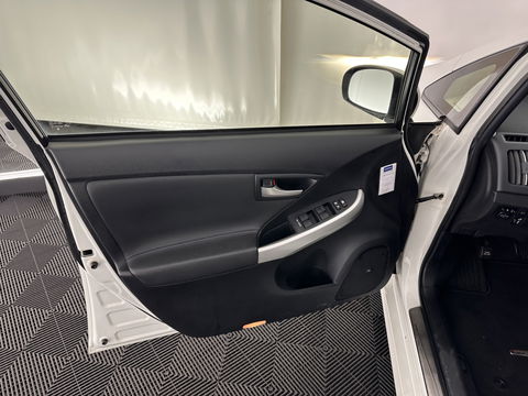Toyota Prius 1.8 PHEV Executive Business Aut. *FULL-LEATHER | JBL-SOUND | HEAD-UP | FULL-LED |  KEYLESS | NAVI-FULLMAP | CAMERA | ECC | DIGI-COCKPIT | PDC | TOWBAR | COMFORT-SEATS | 17"ALU*