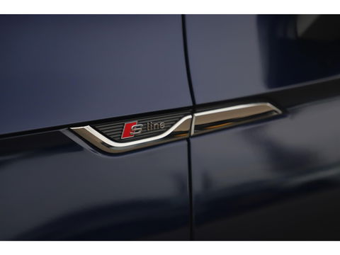 Audi A5 Sportback 35 TDI S-Line edition Automaat Navarra Blue Full LED Wegklapbare Trekhaak Virtual Cockpit Navigatie Achteruitrijcamera Clima Cruise Parkeersensor Half Leder Sportstoelen Draadloos Carplay