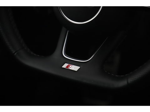 Audi A5 Sportback 35 TDI S-Line edition Automaat Navarra Blue Full LED Wegklapbare Trekhaak Virtual Cockpit Navigatie Achteruitrijcamera Clima Cruise Parkeersensor Half Leder Sportstoelen Draadloos Carplay